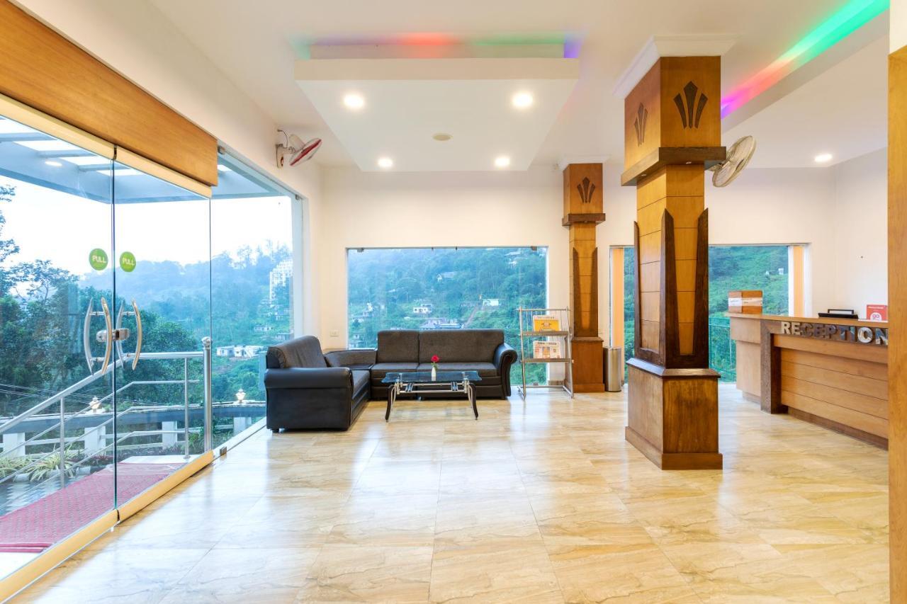 Monsoon Grande Hotel Munnar Bagian luar foto